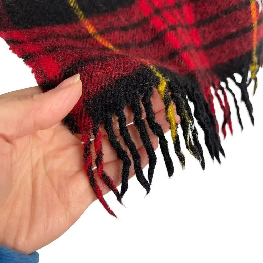 Geoffrey Beene 100% Pure New Wool Red Plaid Scarf
